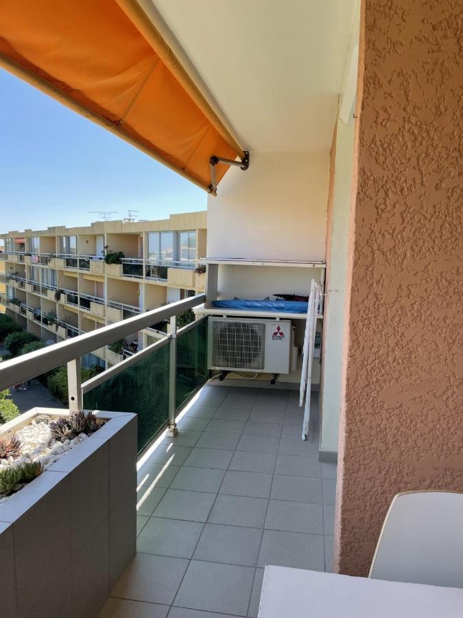 Bormes-Les-Mimosas - Appart 25M2 Avec Balcon - 4P Екстер'єр фото